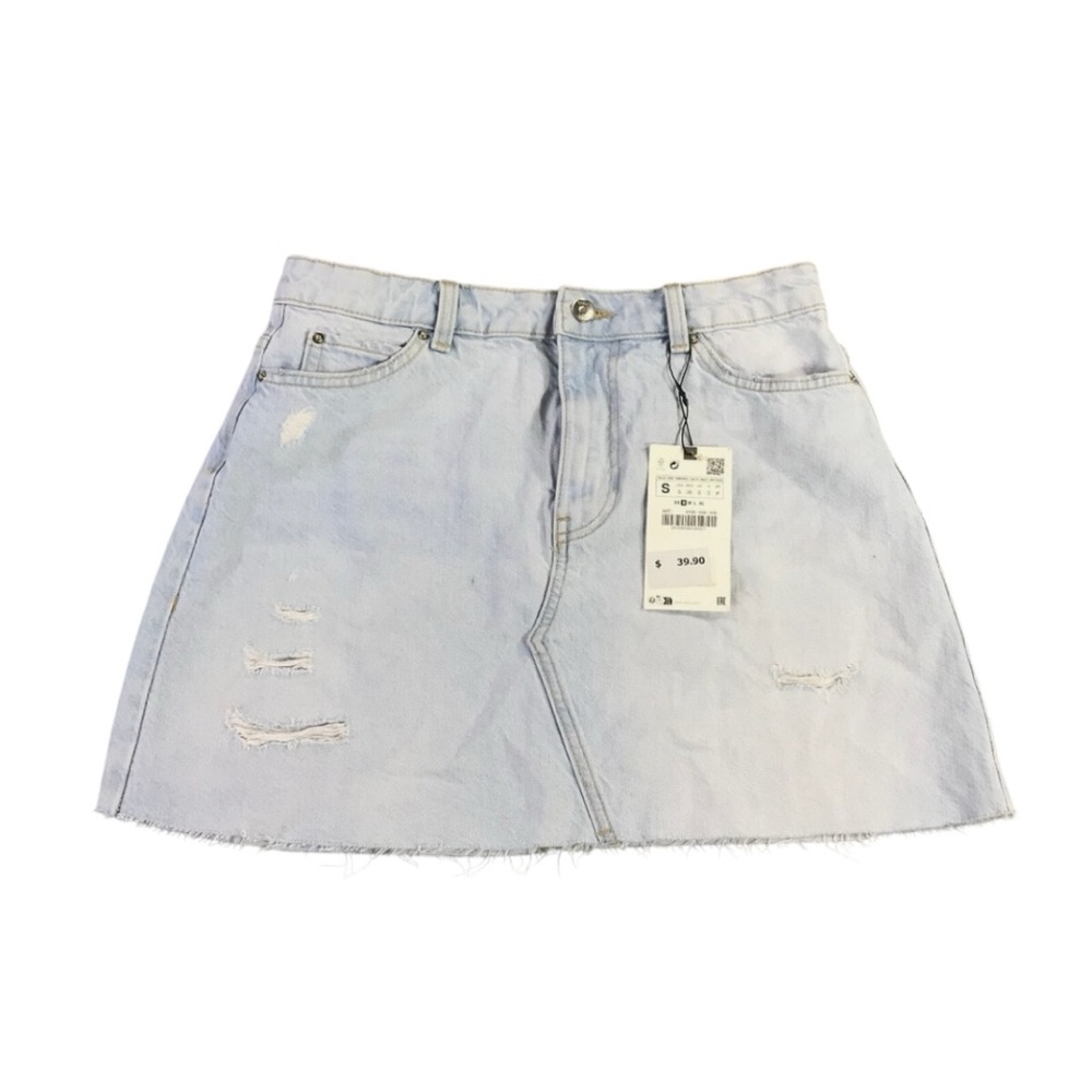 Zara Light Blue Distressed Denim Mini Skirt 🩵 Size Small